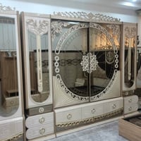 طقم غرفة نوم • ١١ قطعة • استعمال قليل