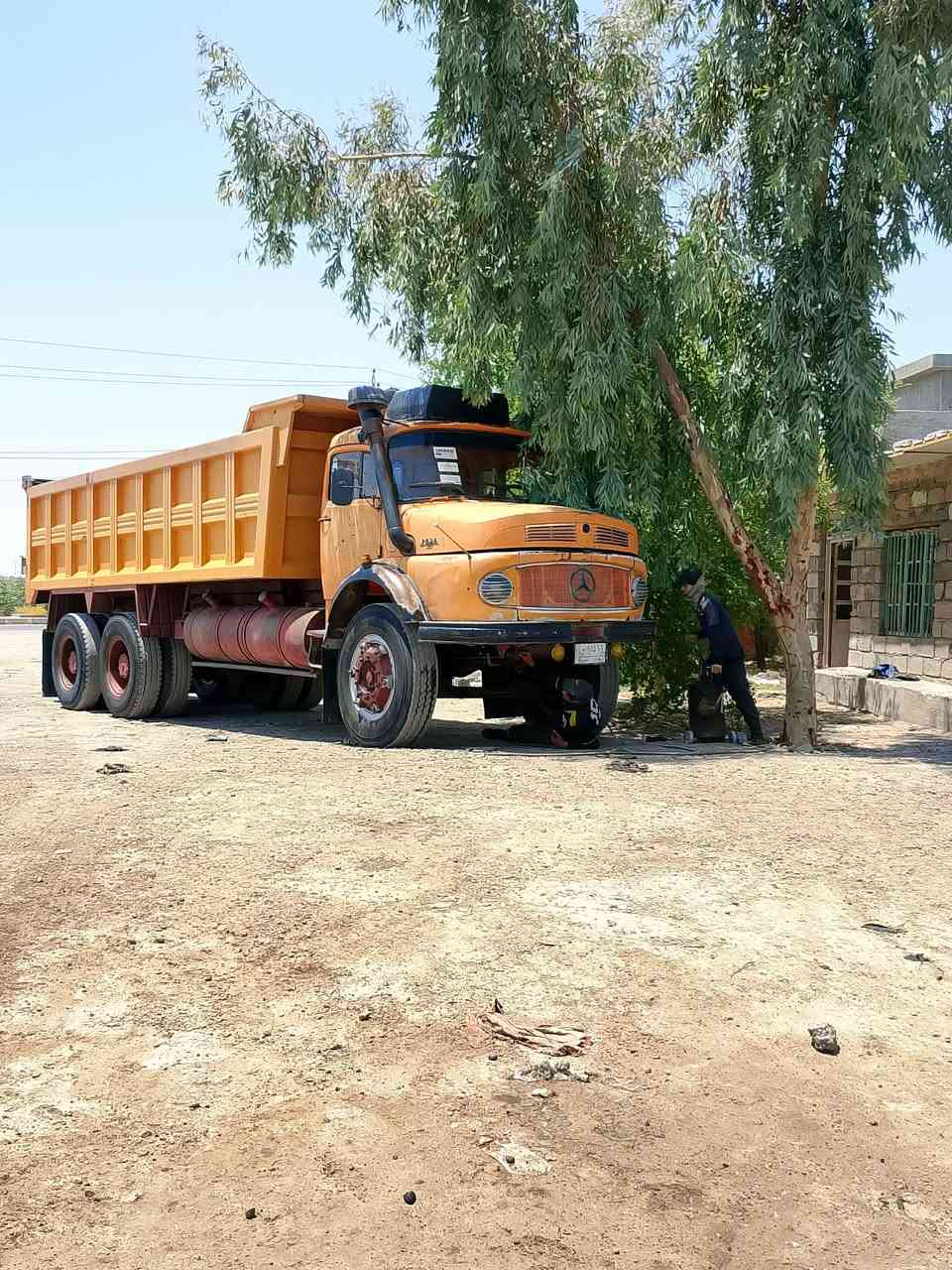 سلام عليكم للبيع سياره سوبر موديل حح والله سياره جديده من 82 جير 111 شاص جديد شاصي جديد*********** ***********السعر90
