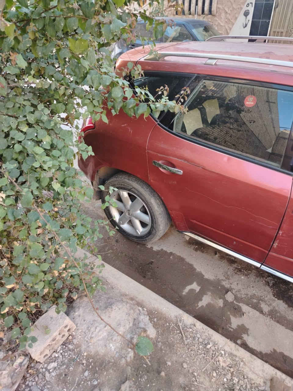 سياره عمليه كلش حلوه
تخم تايرات جديد
صدر سياره جديد
المحرك والكير انظاف 
سياره يحتاج بعض الترتيب
بيع او مراوس 
 راسلني على ماسنجر و الواتس اب ***********
60.000 ورقه
