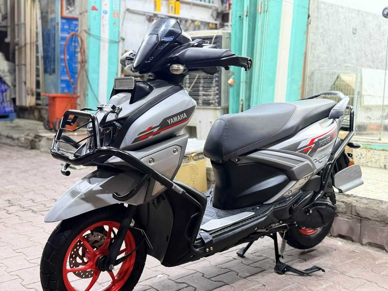 ســلام عليڪم 🤝
⭕️YAMAHA ZR  2024😉
🩸مكفوله استخدام قليل 🦅
‎
‏‎للاستفسار ***********☎️  .الحيدريه شارع المحافظه
 ‏‎متوفر 🟢 بيع 🔴 شراء 🟣 مراوس🚦اقصاد⭐️
