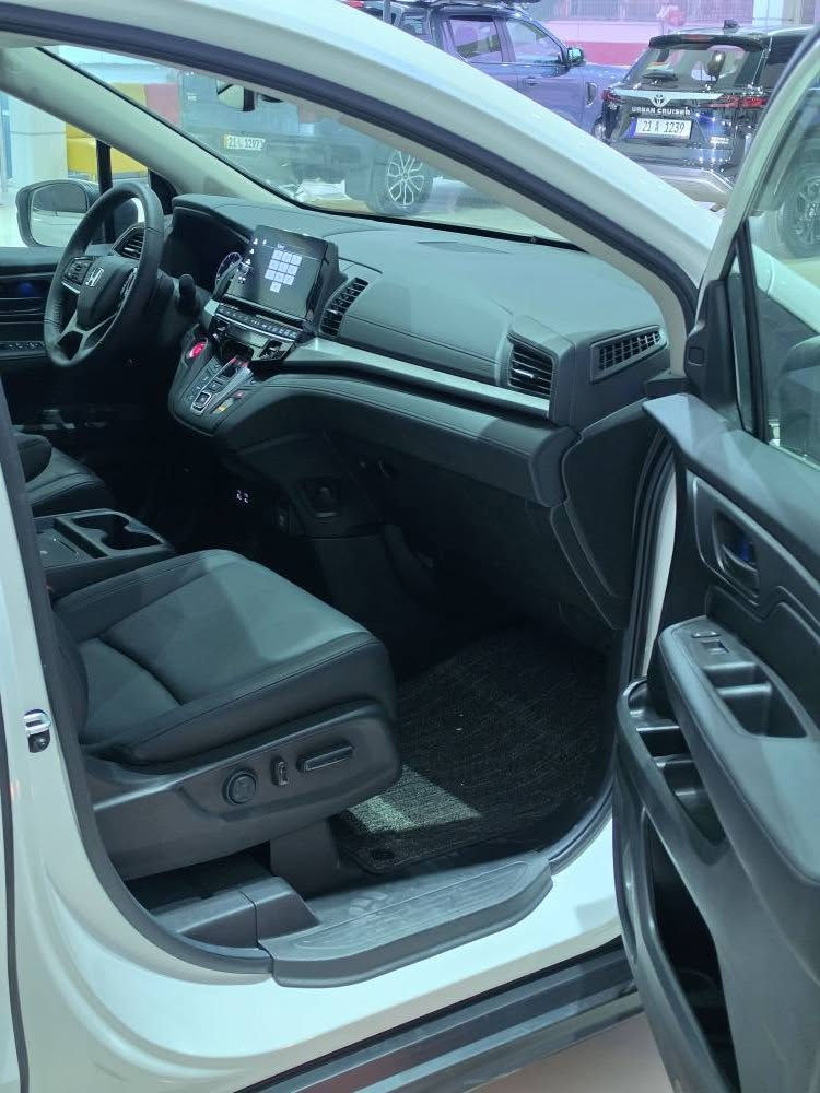 Honda Odyssey 2026 
ماشي فقط ١ الف كم 
حادث خلفي بسيط 
سعر ٣٧٥ ورق 
*********** السليمانية, العراق
