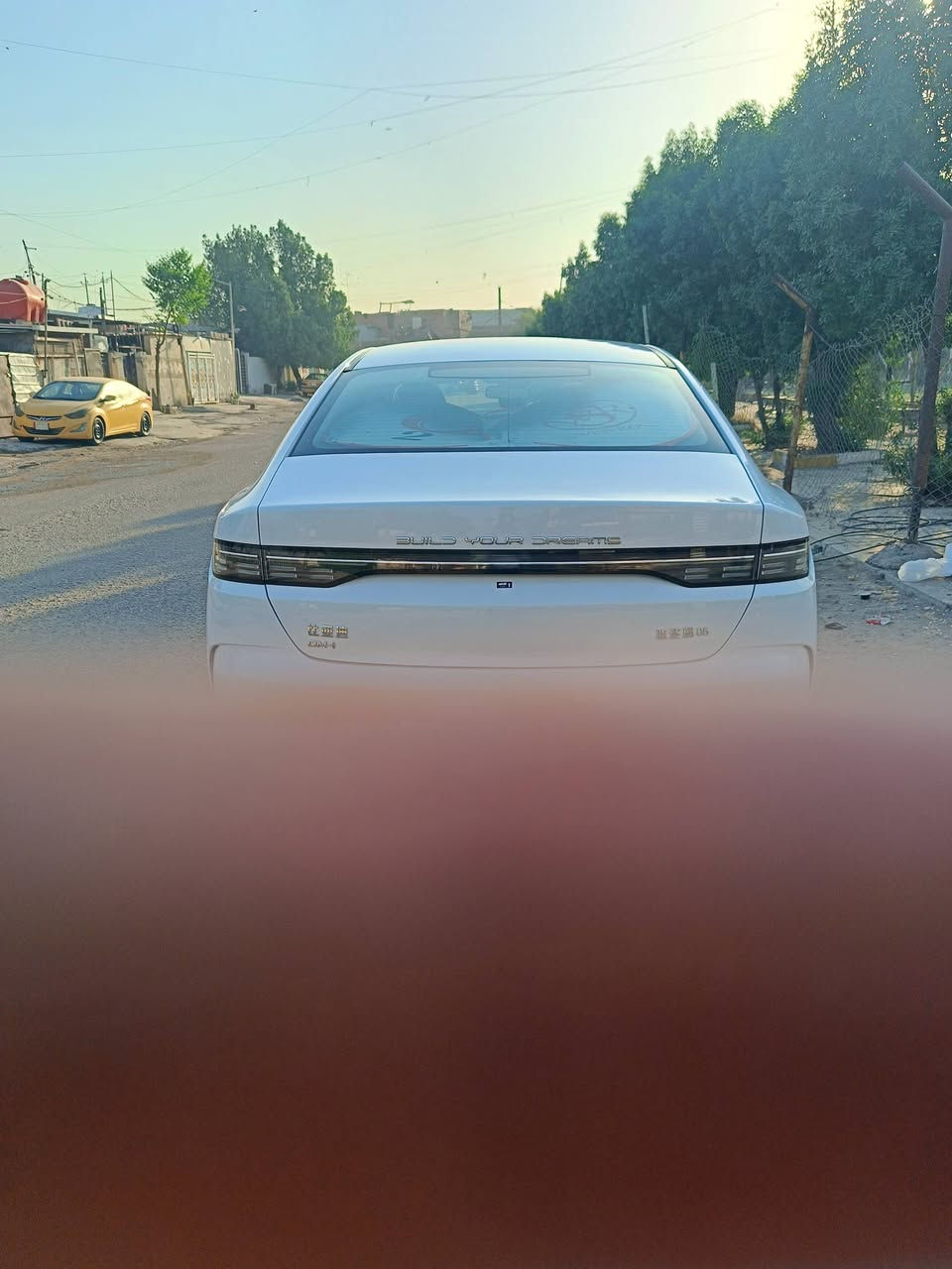 بي وايدي 25 ماشيه 6الف قابل الى زياده كفاله عامه رقم مميز السعر 21مليون 
بغداد الشعله ***********
