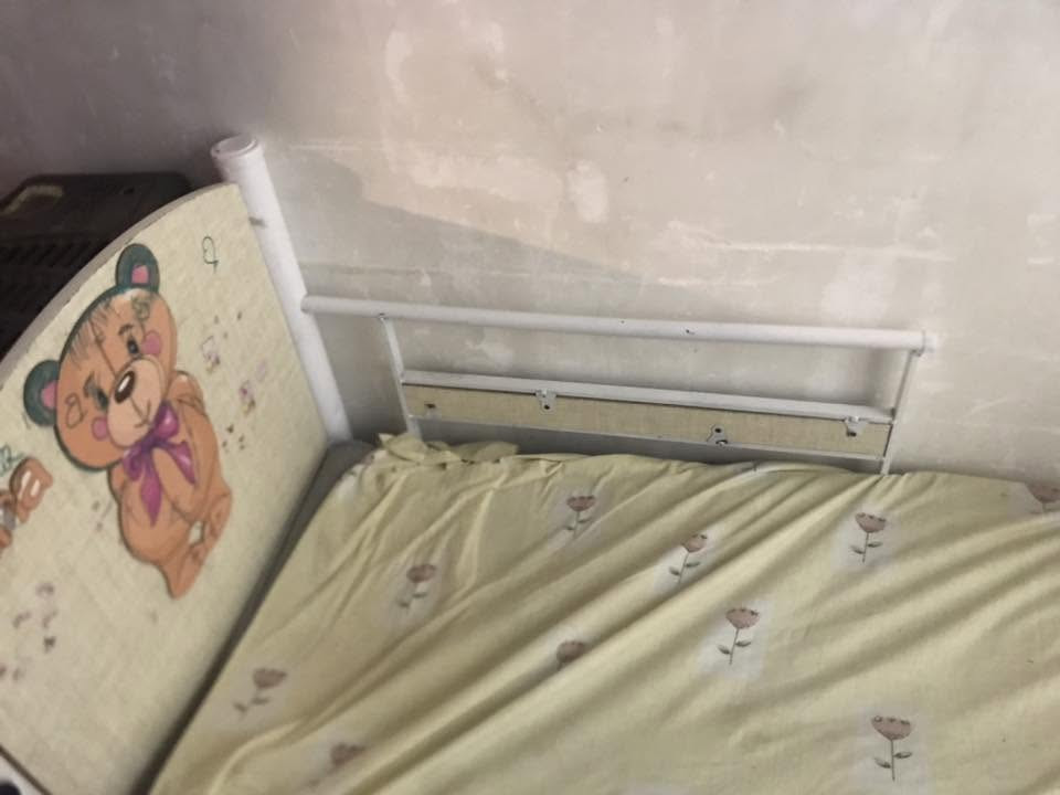 سرير اطفال • ١٢سنه