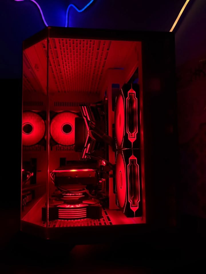 تجميعة كاملة للبيع
GPU:3060TI <ARGB> (درجة الحرارة موضحة بالصور)
CPU:R5 5600G (مع كرت شاشة مدمج)
M.B:ASROCK B450 STEEL LEGEND <ARGB>
RAM:16GB 3200MHZ <ARGB> (8x2)
PS:600W SILVER STONE
STORAGE:SSD 240GB+HDD 500GB 
CASE:AIGO WHITE X5 FAN <ARGB>
السعر:925
مكاني كربلاء توصيل موجود 
للتواصل واتساب ***********
