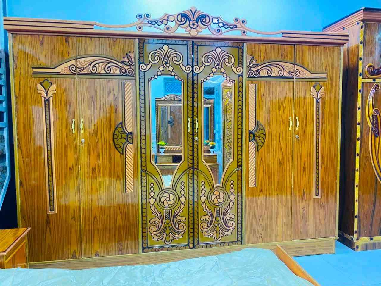 غرفة نوم للبيع جديد مامستخدم صاج عراقي داخل خارج السعر ٨٥٠ وبيها مجال العنوان قضاء الرمانة للاتصال ***********
