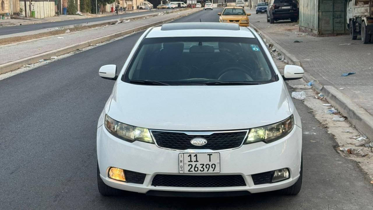 بسم الله الرحمن الرحيم
سيراتو 2013 خليجي رقم بغداد الدولي باسمي
محرك 1600 دوش بلادي ممفتوح
كير محرك صدر تبريد كفاله
السعر 95 وبيها مجال
فول مواصفات عدا البصمه
فتحة سقف 
شفتات ستيرن
تحكم ستيرن
كامرا وحساس خلفي
مري شفط 
اشاير بالمري ويدات نيكل
بيها طخه باب السايق ومصلح نفسه
مكانها بغداد ***********
