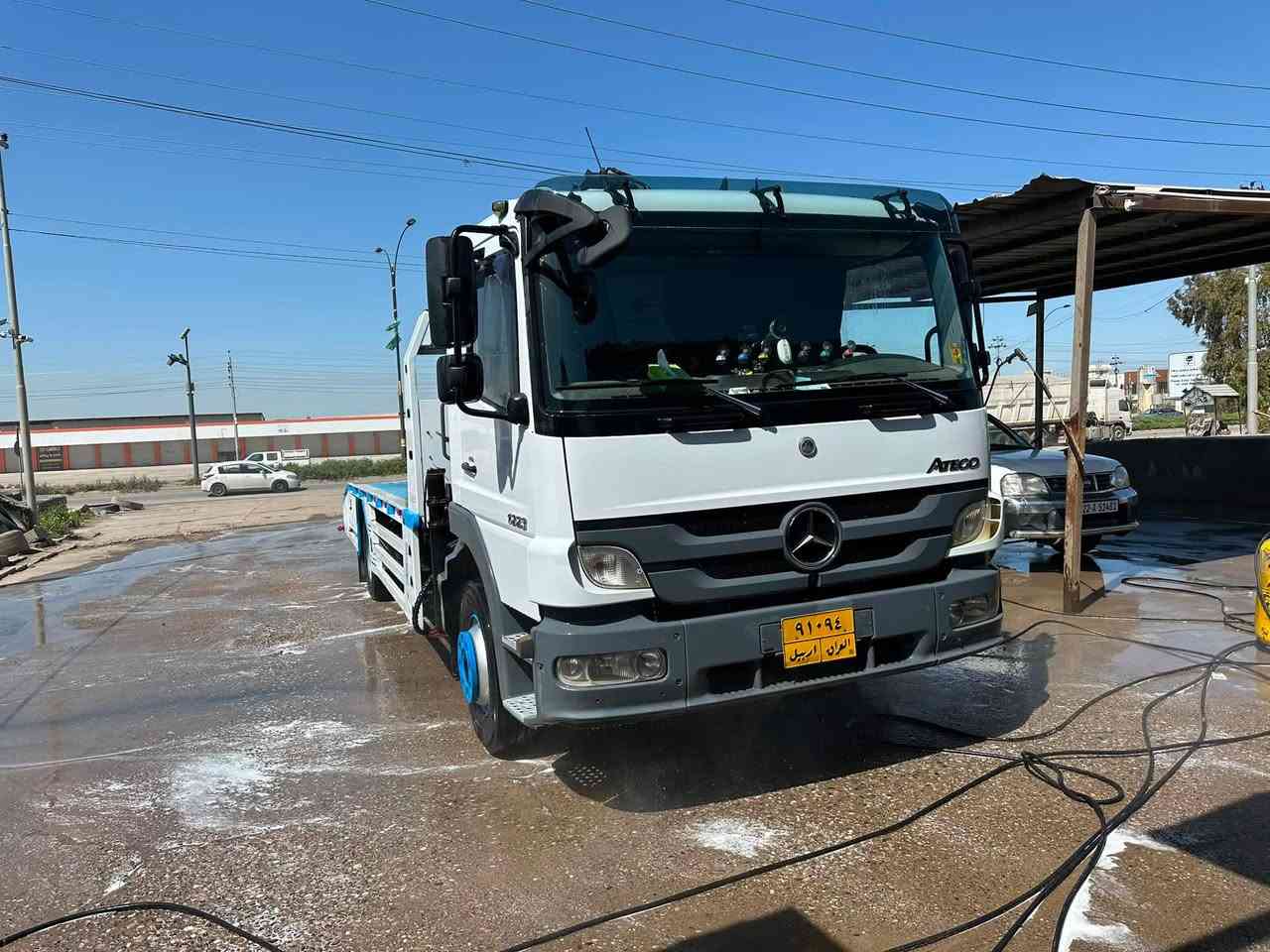 سلام وعليكم اتيكو فحل ٨برغي  السياره مكفوله فول مواصفات توماتيك تبريد قفل سرعه هاف السياره خير من الله ***********
