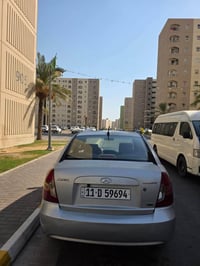 اكسنت شركة عامه موديل 2010 وظع شركة مال بيت ماشيه 100مكفلوله عده دوس ص...