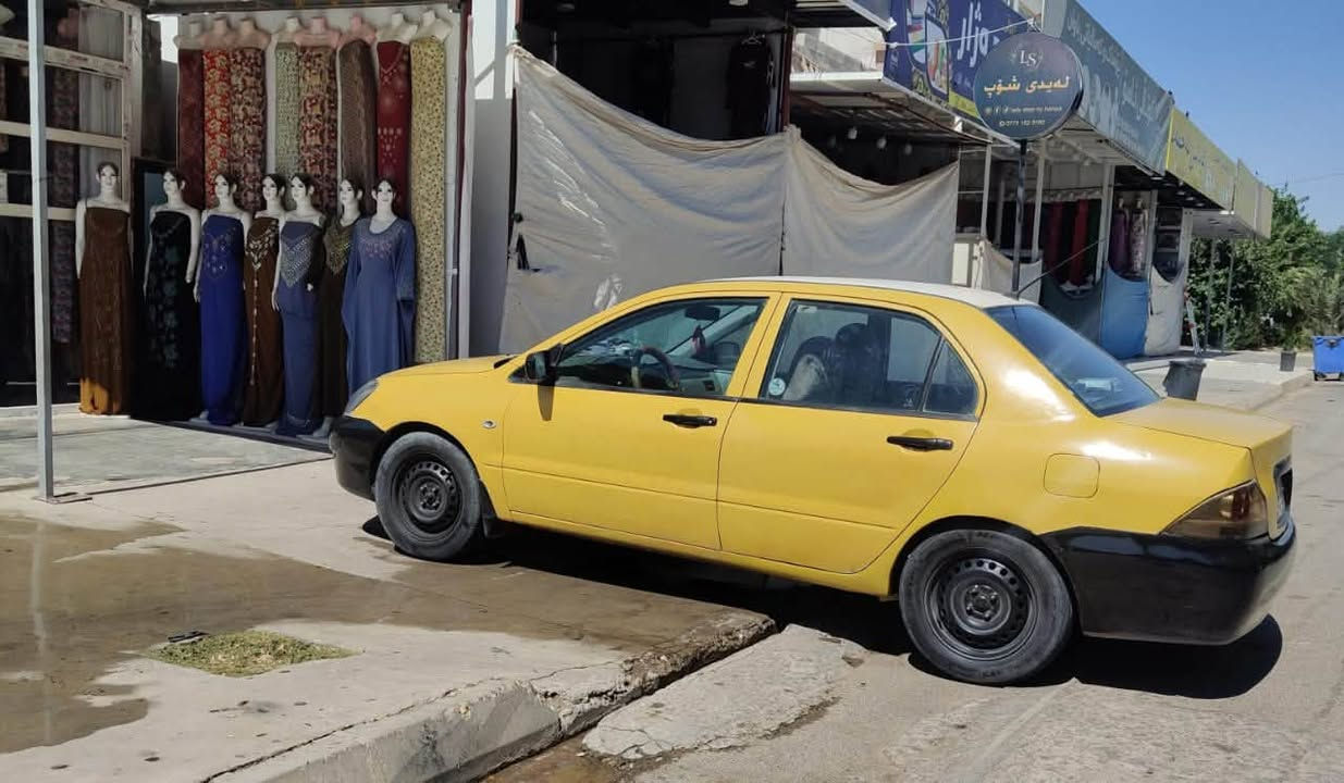 جۆری ئۆتۆمبێل: میتسوبیشی لانسەر (Mitsubishi Lancer)
مۆدێل: 2010
​ڕەنگ: زەرد (تاکسی)
​گێڕ: عادی
​بزوێنەر (مەکینە) (،20)
​🛠️ دۆخی سەیارەکە:
 مەکینە: بەشەرت (بێ کێشە، بێ تەقە و ڕەقە)3رؤژه مكينه ته شفيد كراوه 
  بەشەرت
به س ​ته به ريد ئيش ناكات
ئه ويش كؤمپليسه ري ده ويت
​💰 نرخ و شوێن:
​نرخ: [34 وەرەقە و کەمێک مەجال]
​شوێن: [كلار/ رزگاري]
​ژمارەی پەیوەندی:
 وات ساپ يش له سه ره  [***********]

34$ مجالیکی  برایانە
