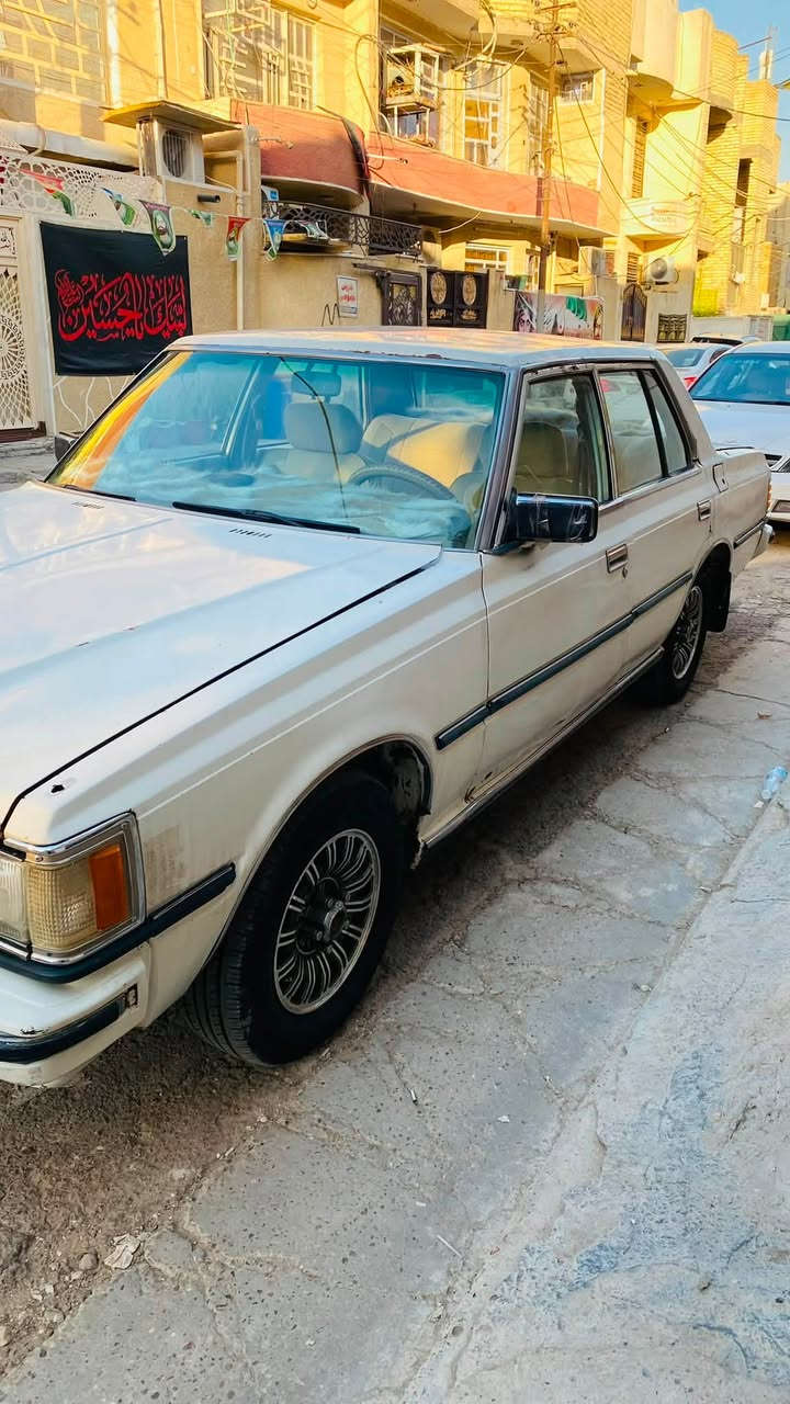 سلام عليكم 
سوبر  1982 بسمي ثاني يوم تحولي شرط الرقم انكليزي الجديد 
مكينه بطة جديده 2500 كير عـادي تايرات جدد ويل كاب كما موضح بل صوره 
صدر امامي خلفي جديد 
 شواصي نضافة فول لا معمر ولا اي شيء 
ابطاين السيارة موجودات فقط يرادهن تعمير وتغليف فقط 
سعر 33 وبي مجال وبيك خير وتدلل 
رقم الهاتف *********** 
العنوان بغداد  الطالبيه
