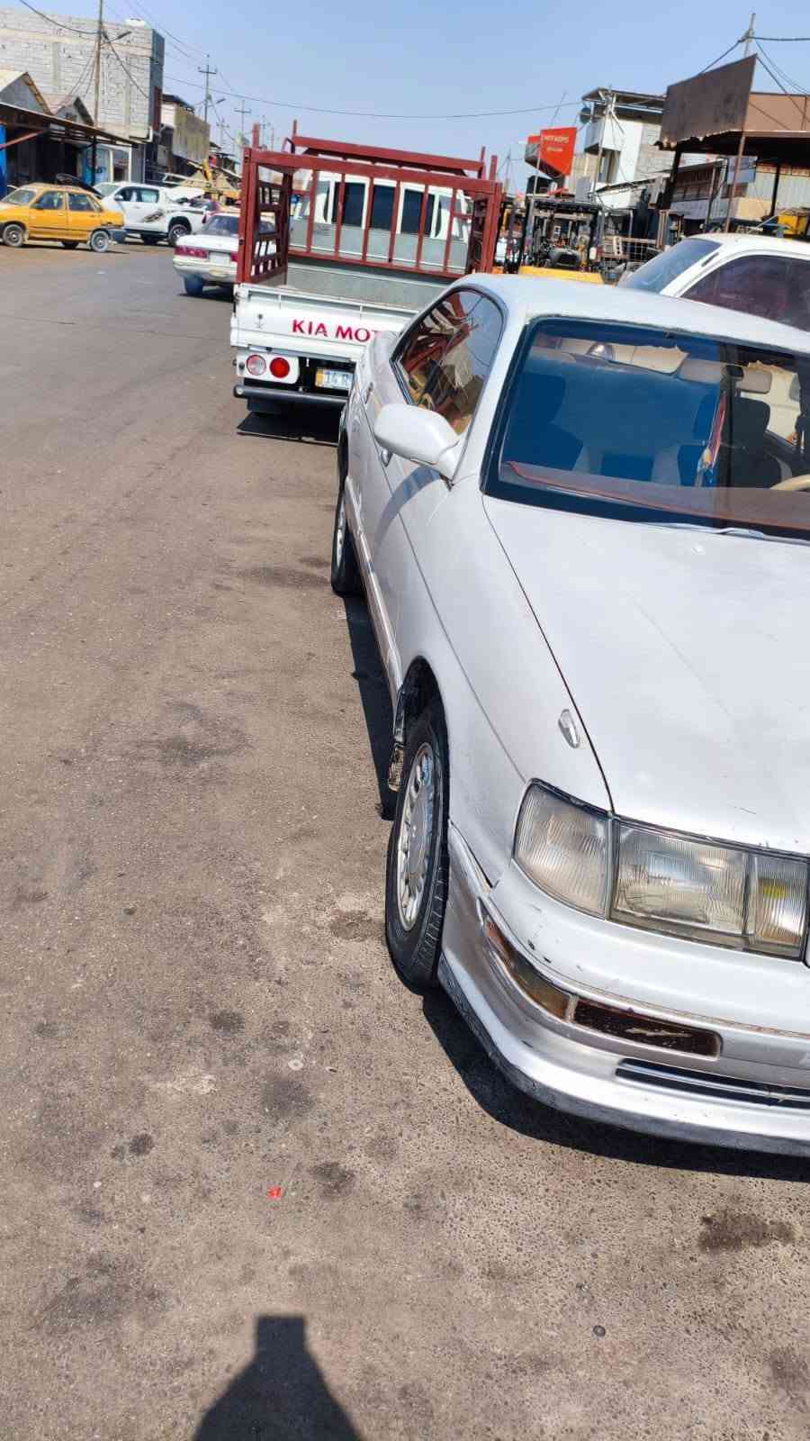 السلام عليكم سياره بطه موديل 1993 سياره مكفولة من الكصه ونقل ولعيب شرعي تحويل ثاني يوم سنويا لل ٢٠٢٨مكينه وكير 2500 ديلكو مكفولات وتبريد ثلج خير من الله كفاله تايرات جدد حداديه وره وكدام سياره جاهزه السعر ٥٠ وبيه مجال للطيبين انشالله مكاني بصره أبي الخصيب ***********
