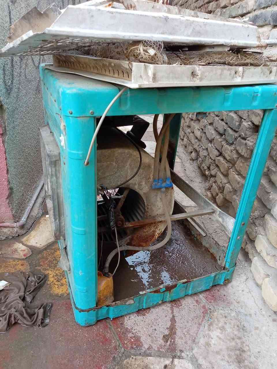 غراض لبيع مستعجل ***********
