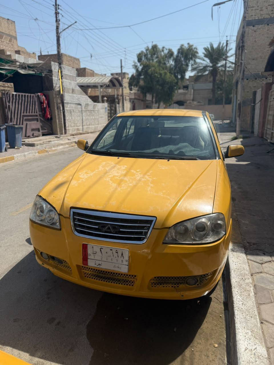 السلام عليكم  شيري كوين بلادي المكينه بيه تبخير
الكير وصدر والباتري والتايرات جدد التبريد شغال 
السياره بيه مكانات صبغ فقط لاتبديل ولا كص
مصفره هيئه وغرامات  السياره شرط التحويل ثاني يوم
السعر مناسب مناسب مناسب ١٦ ورقه وبيه مجال
مكاني بغداد الغزاليه رقمي***********
