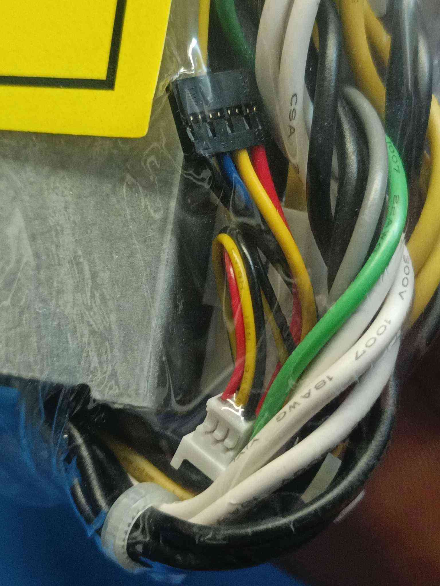 Dell Power Supply):
يُستخدم بشكل رئيسي في أجهزة Dell OptiPlex All-in-One (AIO) (مثل طرازات OptiPlex 7450 AIO وما يماثلها من تلك الفئة المدمجة) وتأتي غالباً بقوة 155 واط. بغداد, العراق
