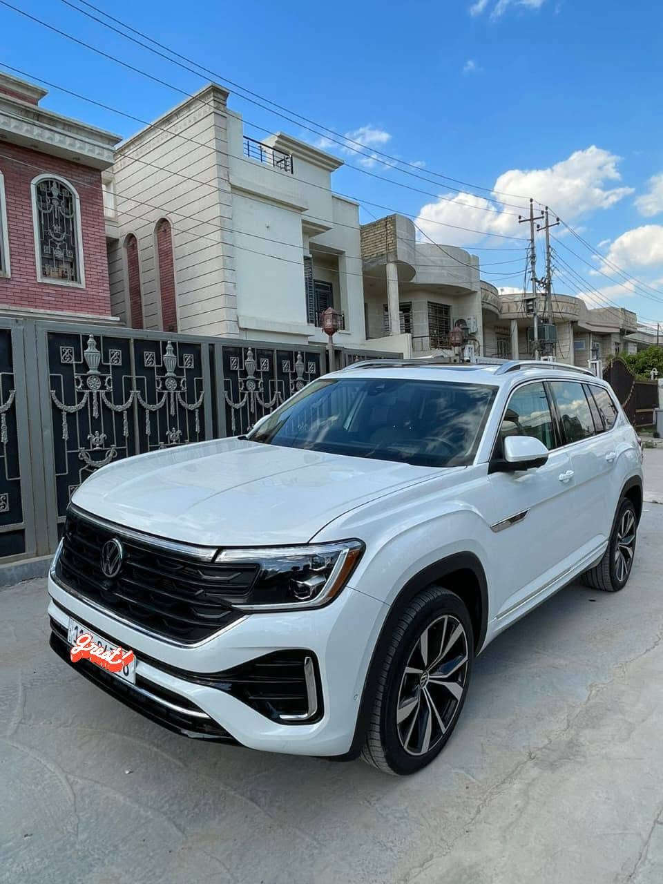 السلام عليكم ورحمة الله وبركاتة 

VolKswagen  Atlas SEL Premium R_Line  2024

عداد المسافة : 29000 الف مایل 

ضرر : فقط جاملغ وشويه بنيد بدون داخل شرط فحص

ارباك ضارب 

دعامیە مبدل بلاد شريكا 

اعلی المواصفات  atlas 1/1 :

سقف بانوراما

داتاشو 

بصمة تشغيل

بصمة أبواب

تشغيل عن بعد (Remote Start)

صندوق شفط كهربائي

رادار أمامي (تحديد مسار)

رادار جانبي (نقاط عمياء)

رادار خلفي (تحذير من الاصطدام)

كاميرات محيطية 360°

سستم سماعات FENDER

تحكم وضعيات القيادة Drive Modes 

اوتو بارك Auto Park

تبريد مركزي لمس

كشنات ميموري

اناره محيطيه اكثر من 40 لون

كشنات جلد

کشن تدفئة و تبرید

هاند بريك بصمة

Android Auto 

Apple Car Play 

مانع انزلاق+ABS

شاشة كبيرة لمس

حساسات خلفية+ كاميرا 

تحكمات استيرن

اوتو ستارت Auto start 

اوتو ستوب Auto Stop

السياره  رقم بغداد بااسمي

مكان: بغداد 

رقم:  ***********

سعر صور حادث خاص
