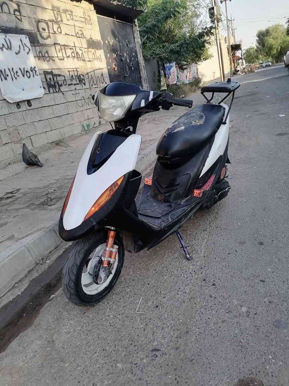 سلام عليكم ماكس عدله البيع نضيفه كهربايات شقاله تايرات جديده وياله بلادي بوشه 55كلجات رياضي شلعه ومعدل فول صالنصه رياضي أف ام السعر 475 وبي مجال الشراي يخابر***********
