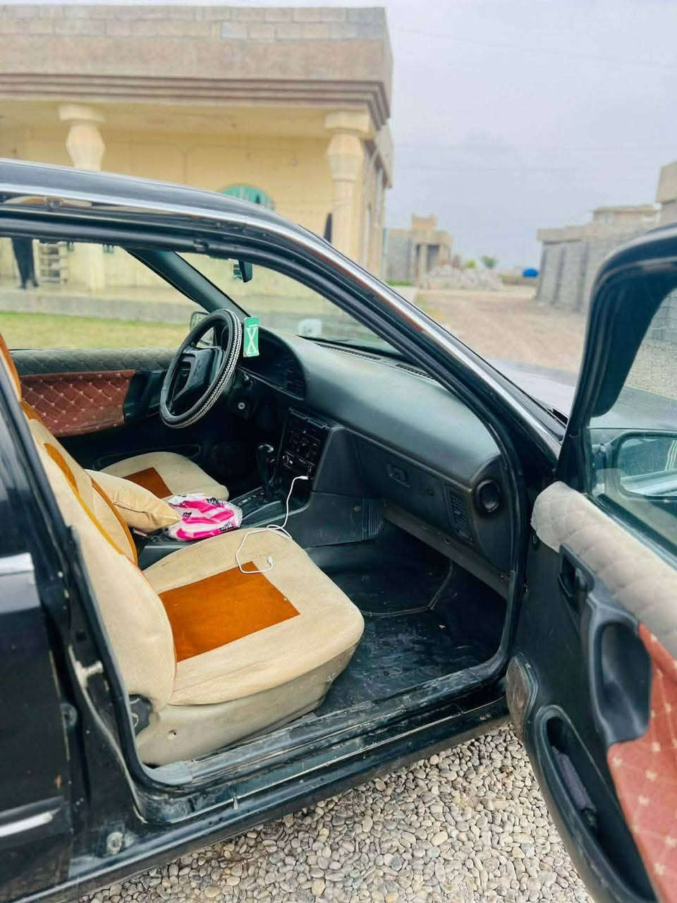 السلام عليكم ،،،سياره للبيع دايو برنس موديل 96 اوتماتيك رقم دولي گير محرك شرط صدر طبه تايرات نص عمر تبريد كامل بس الكمبريسر بيه صوت بولبرن  سياره جديده وكلها شرط للبيع او المراوس السعر 35 وبيها مجال للأستفسار اكثر الاتصال علئ الرقم ***********
