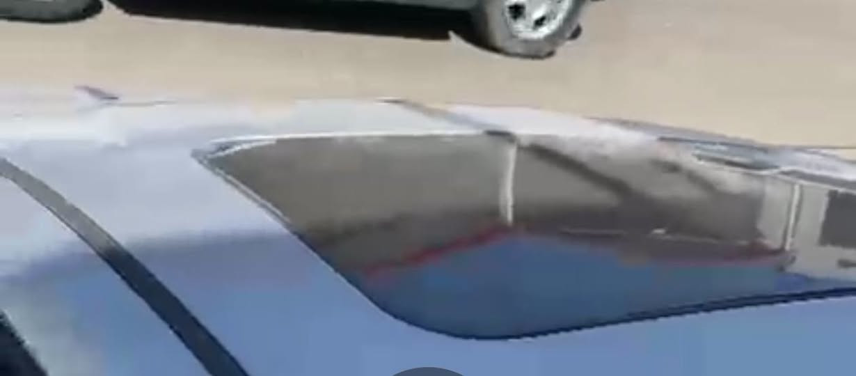 موديل ٢٠١٢ • محدثة ٢٠١٤ • باب خلفي مصبوغ