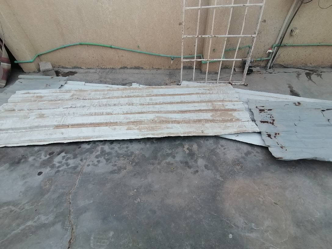 خشبات طول ٤واكو ٥متر لبيع وسبايه ما سياره ستيشن ومعكسات طول ٣وعرض ١ونص متر وجنكوات عدد ٤ لبيع شلعه وحده 
***********للستفسار النجف, العراق
