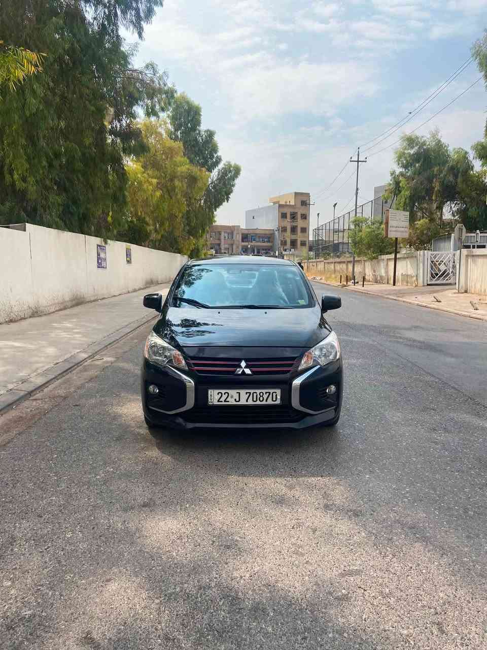 میراج مۆدێل 2022 فول مواسەفات يەک دەرگای بۆياغە بێ ژورەوە رەقەم و سەنەوی هەمووی نوێيە گير و مەکينەی بەشەرت هەزە و سەنەوی نوێيە سعر ٩٣$ ر.ق(***********) سيارە اربيل(هەولێر)
