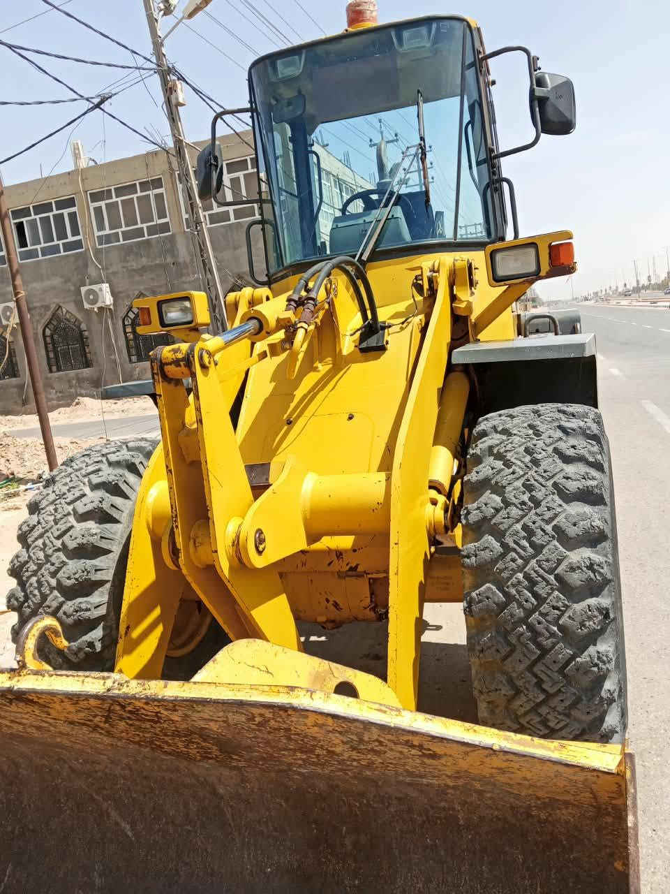 شفل كوماتسو حجم ١٠٠ دخول جديد      مكينة ٦ سلندر كير كهربائي ٤ نمر مكفول كفالة عامة كيرمكينة اكسنات على وضع الشركه مكفول حت من الصبغ الاستفسار ***********
