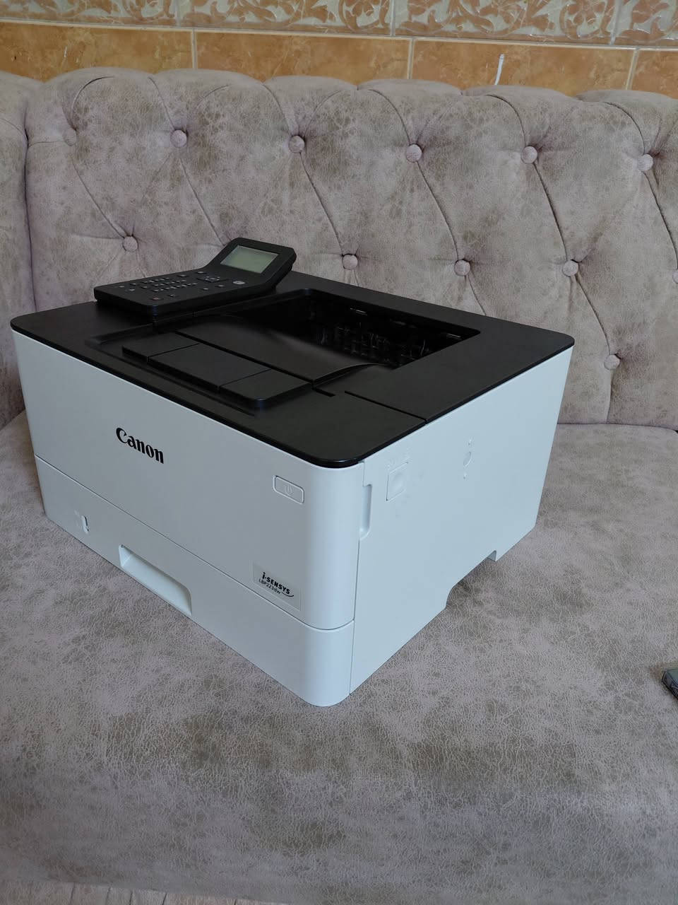 توفرت طابعة كانون 223dw جديدة كلش كاترجها مبدل مرة واحدة المهتم ***********
