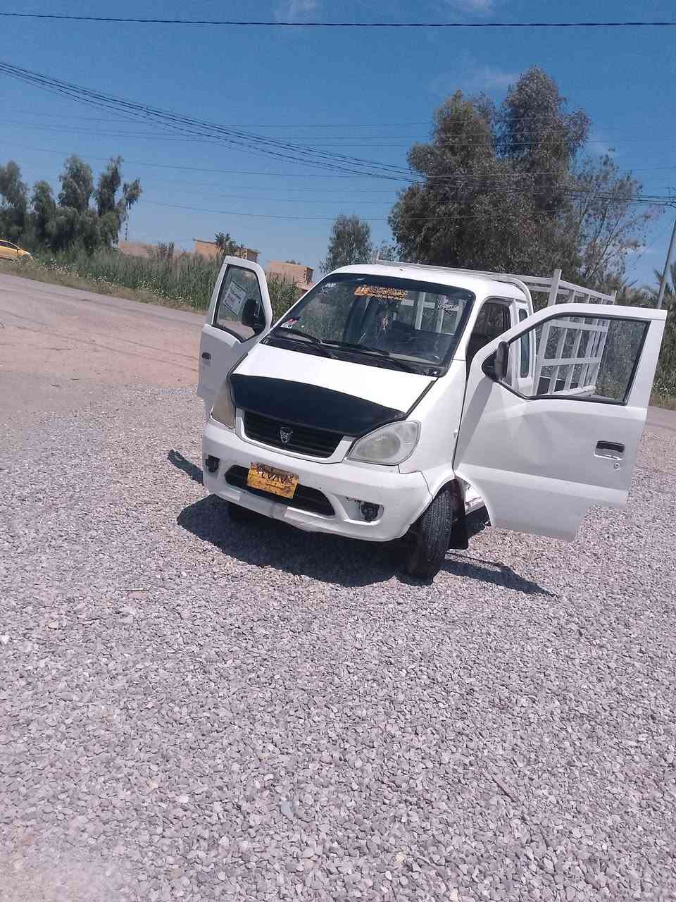 السلام عليكم سياره للبيع كامله مكمله كهربائيات كله شغال ماكينه مقفوله شاص مقفول والسعر ب 20 وبيها مجال ***********
