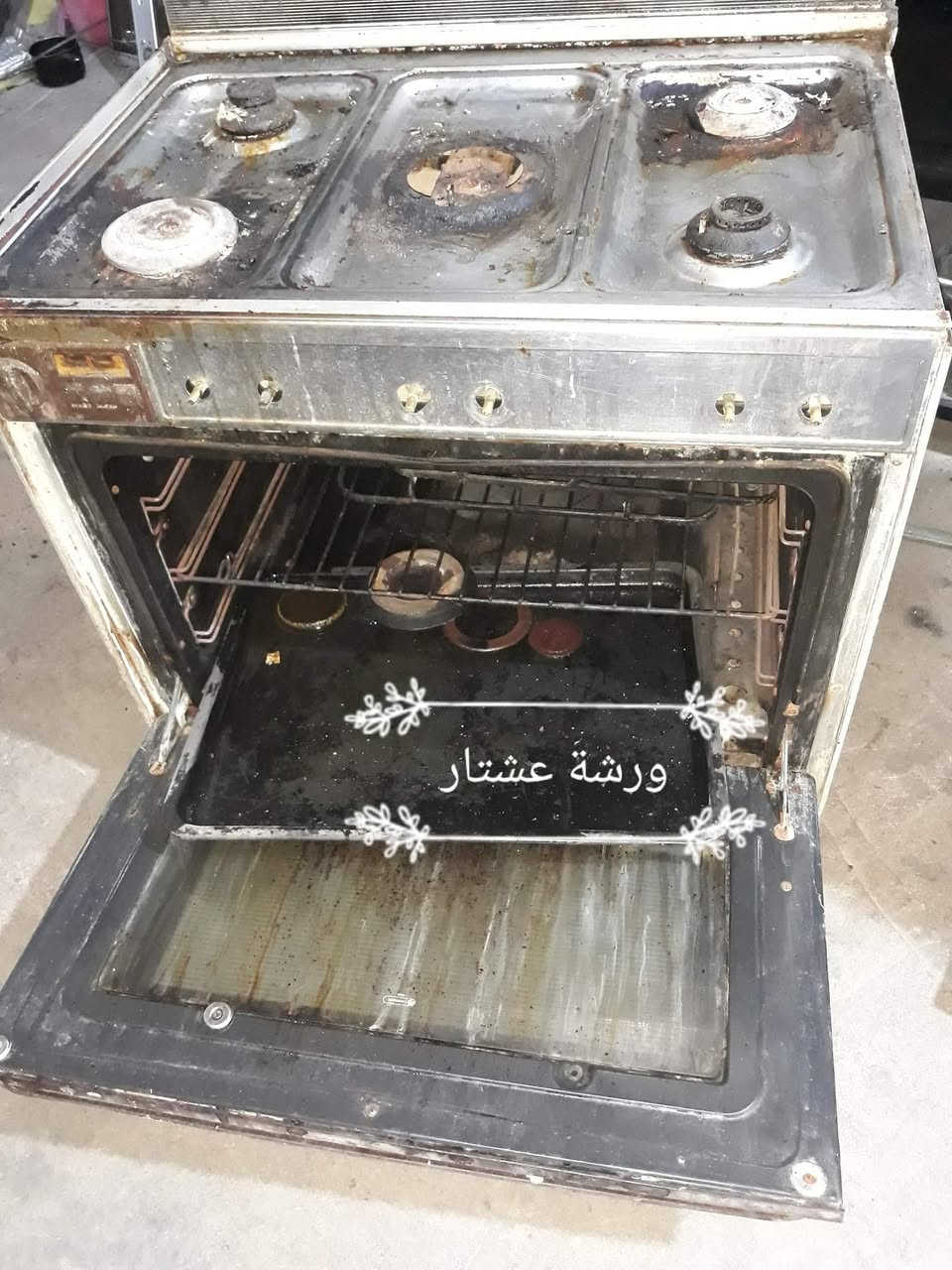 مساؤؤ  الخير
تصليح تنظيف وازالة الدهون 
يوجد صيانات موقعيه داخل المنزل 
للاستفسار اكثر ***********
يوجد فايبر واتس اب

نص مكتوب في الصور:
- ورشة عشتار