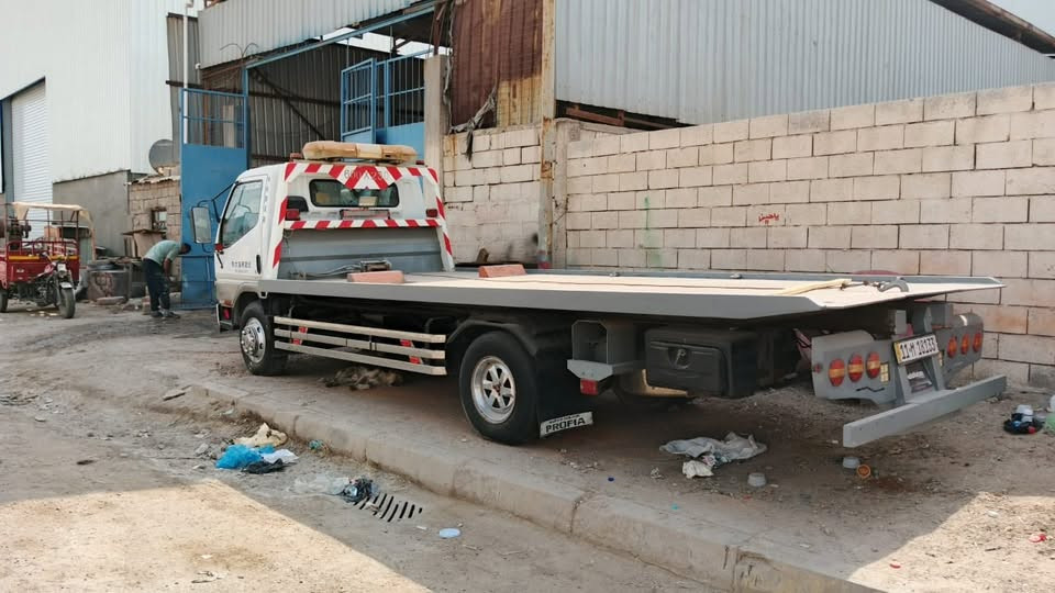للبيع سطحة ميتسوبيشي FUSO CANTER 🚨
🚛 الموديل: 2000
⚙️ محرك 4.0
🔧 سطحة هيدروليك
✅ حالة جيدة وجاهزة للعمل
⚙️ المكينة والجير شرط
💪 مناسبة لسحب ونقل السيارات
🛠️ سطحة عملية ومهيأة للعمل

📍 الموقع: البصرة
💰 السعر: قابل للتفاوض للجادين
📞 للاستفسار والتواصل: ***********
