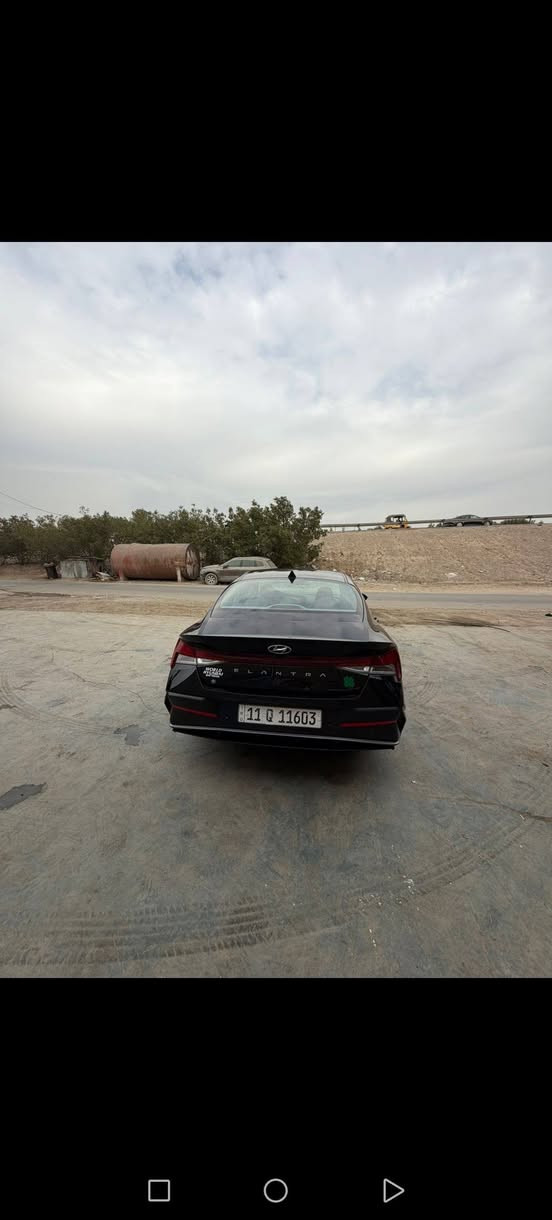 سلام عليكم
النترا للبيع موديل 2023 رقم بغداد صور الحادث موضحه بصوره مكان سياره بغداد الدوره سياره ليبل واحد بس دعاميه مبدله  السعر 145 وبيها مجال
الستفسار اتصل ع رقم ***********
