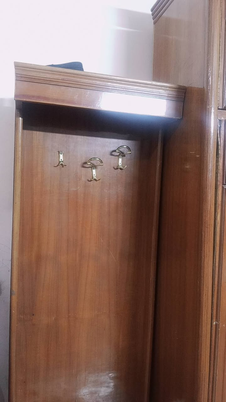 غرفة نوم للبيع سعر، 850 وبيها مجال للشراي اللي مو شراي لا يتواصل ولا يعلق
غرفه نوم صاج اصلي عراقي توصا شغل نجارة وعندي واتساب موجود عل هاذ الرقم وتساب***********
 والرقم بي واتساب
