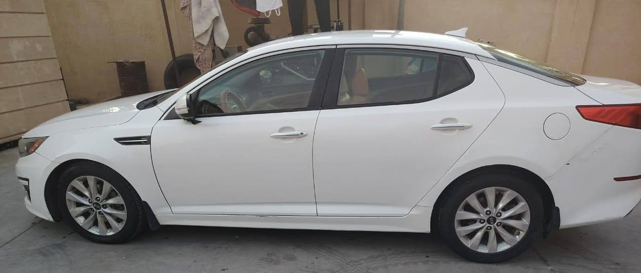 السلام عليكم ورحمة الله وبركاته
اوبتيما للبيع موديل ٢٠١٥ وارد أمريكي كفاله من التبديل بيها بارد ب الهلال الجاملغ الخلفي ب أمريكا  وطخه بسيطه طختها تكتك ب الباب لامامي موظحه ب الصوره والباقي كفاله استخدام شخصي السياره نظيفه 
مكينه وكير وحداديه وتبريد خير من الله السياره ماشيه ٨٤ الف  رقم ذي قار دولي تحويل ثاني يوم
السعر ١٠٨ وبيها مجال للطيبين مكاني ناصريه قظاء الفهود رقم الهاتف ***********
