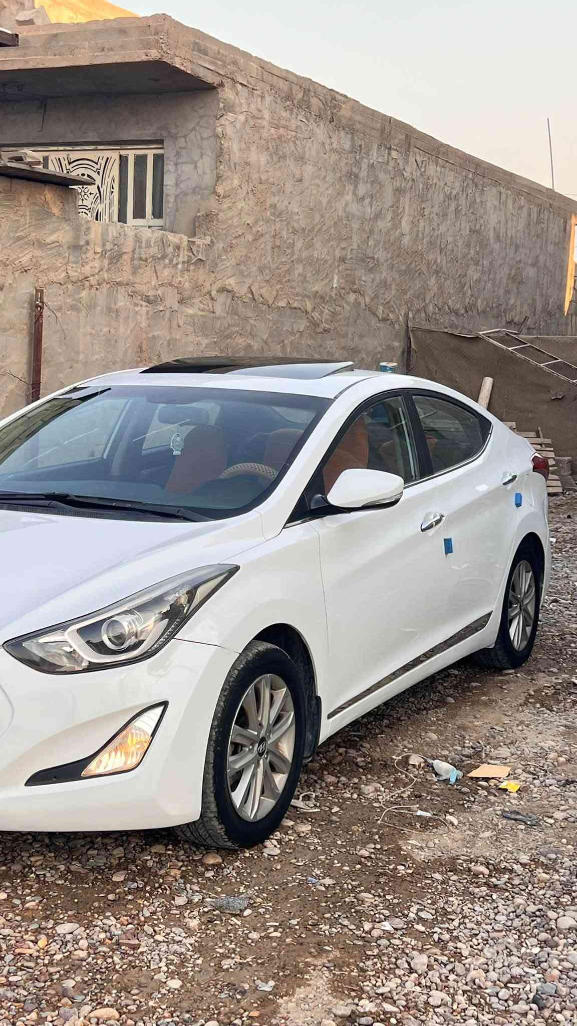 النترا ٢٠١٥ خليجي بغداد دولي بيها رش قبغ بدون ضربه جنطه وشويه بخشم البونيد مال تشليع سونار واضح محرك ١٨٠٠ وكير  وتبريد جاهزه 
فول مواصفات  بدون بصمه 
لد امامي شاشة كامره ويلكب فتحه وبعد بيها مواصفات مكاني الدجيل سعرها ١٠٨ بيها مجال بسيط ***********
