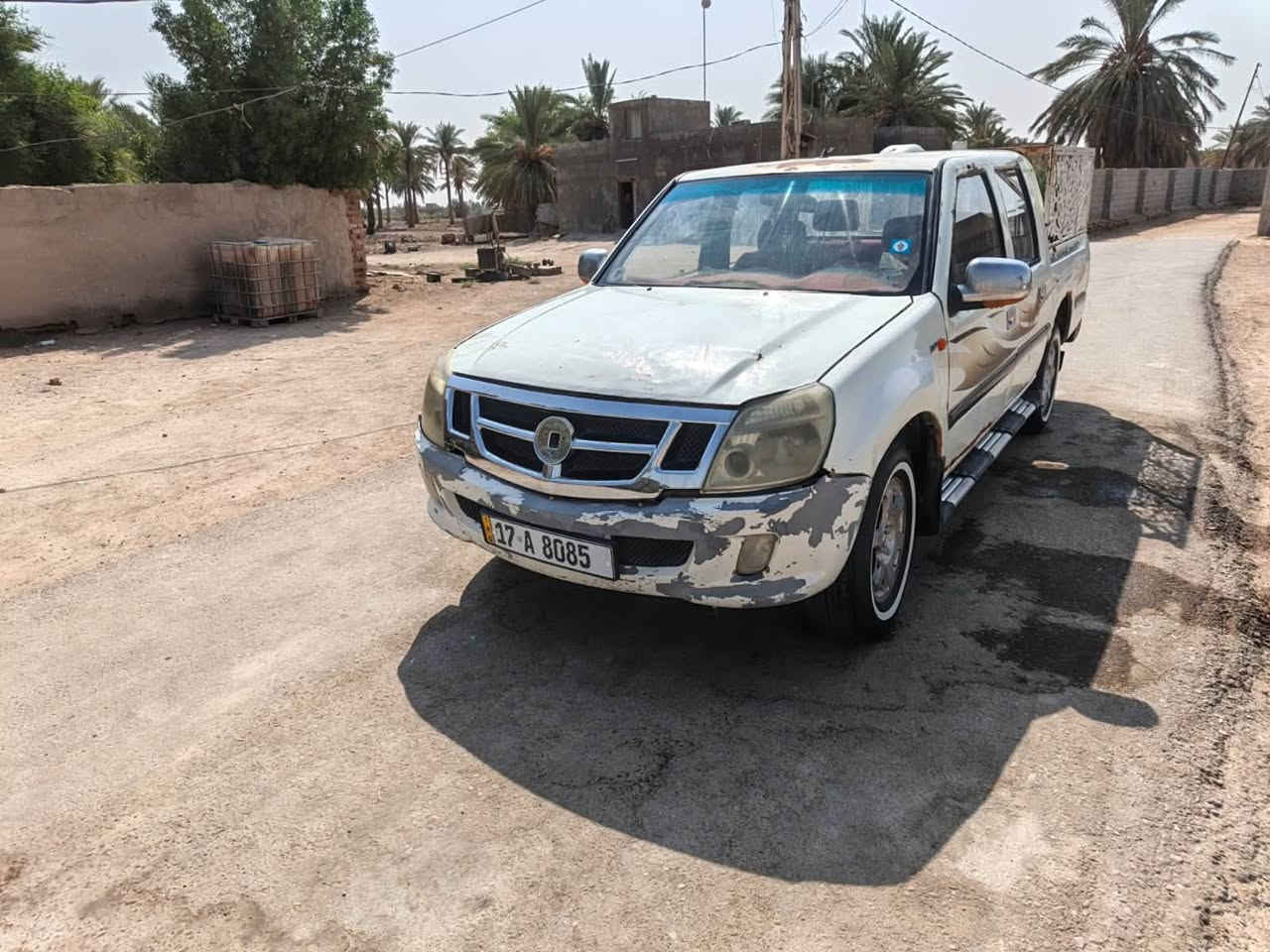 سلام عليكم بيكم فتون مديل 13 سياره جاهزه من كلشي حداديه مكينه كير شرط تبريدها شغال سنويه ل30 بيها بس خياسات السعر خاص هـ***********

