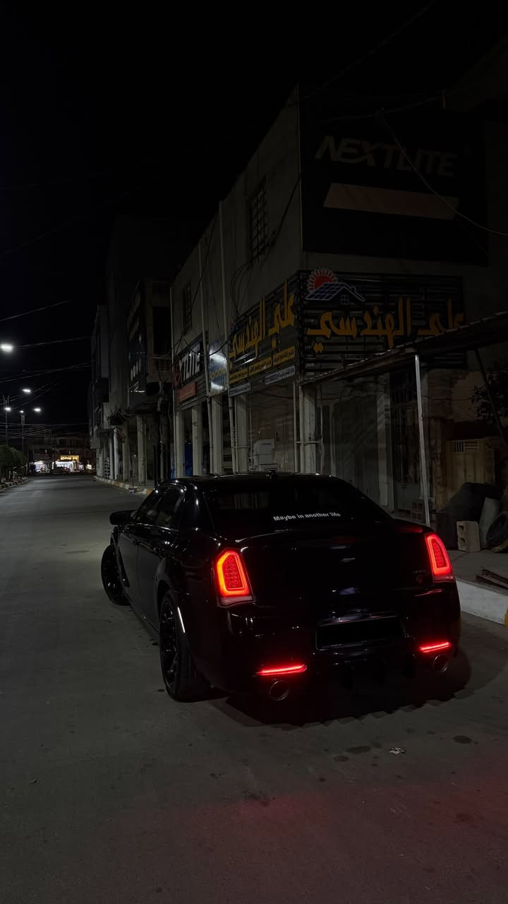 السلام عليكم 
اوباما 2019 s مرمزه 2020 
رقم بغداد باسمي تحويل ثاني يوم 
مواصفات ال S معروفه 
بدون بانوراما 
كشنات حضن تدفئه 
سياره كامله كير محرك كهربائيات تبريد 
صدر امامي خلفي جديد
ماناقصها شي 
بيع او مراوس 
*********** 
مكاني ديالى بعقوبه

نص مكتوب في الصور:
- Главная CHRYSLER 300 S 2019 VIN: 2C3CCABG1KH693927 2:35 CARFAX AUTOCHECK Информация vf.vin VIN: 2C3CCABG1KH693927
- ГЛАВНАЯ CHRYSLER 300 S 2019 VIN: 2C3CCABG1KH693927 CARFAX AUTOCHECK Информация vf.vin VIN: 2C3CCABG1KH693927