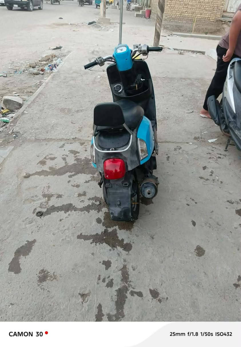 سلام عليكم ماكس بوليسي  ٥٠ بلاد مفتوحه مره وحده   ولفات ب٥٥٠ وبيه مجال سلف هندر كهربئيات كلها كامله  الناصريه الصالحيه ***********
