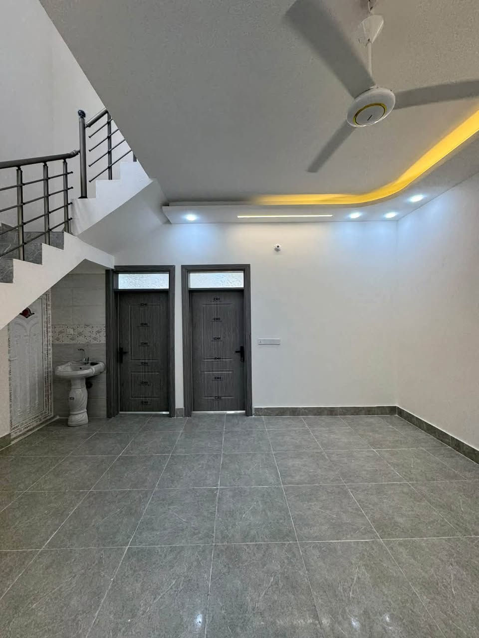 السلام عليكم ***********☎️
🔴متاح بيت 🏠 للبيع المساحة150متر ⚫️

🔵بناء حديث طابق واحد شغل درجه اولى نقوش مغربيًا🟢

🟣 🟤

🟡استقبال مطبخ صاله غرفتين نوم نوم مجموعة صحيات ⚪️

🟤الطابق الثاني بيتونه على عرض صاله سطحين ⚫️⚫️

***********📞

          🟥➰موقع دور الزراعة الثالثه ➿🟥

    

🔺لاستفسار الرقم 🔺***********
