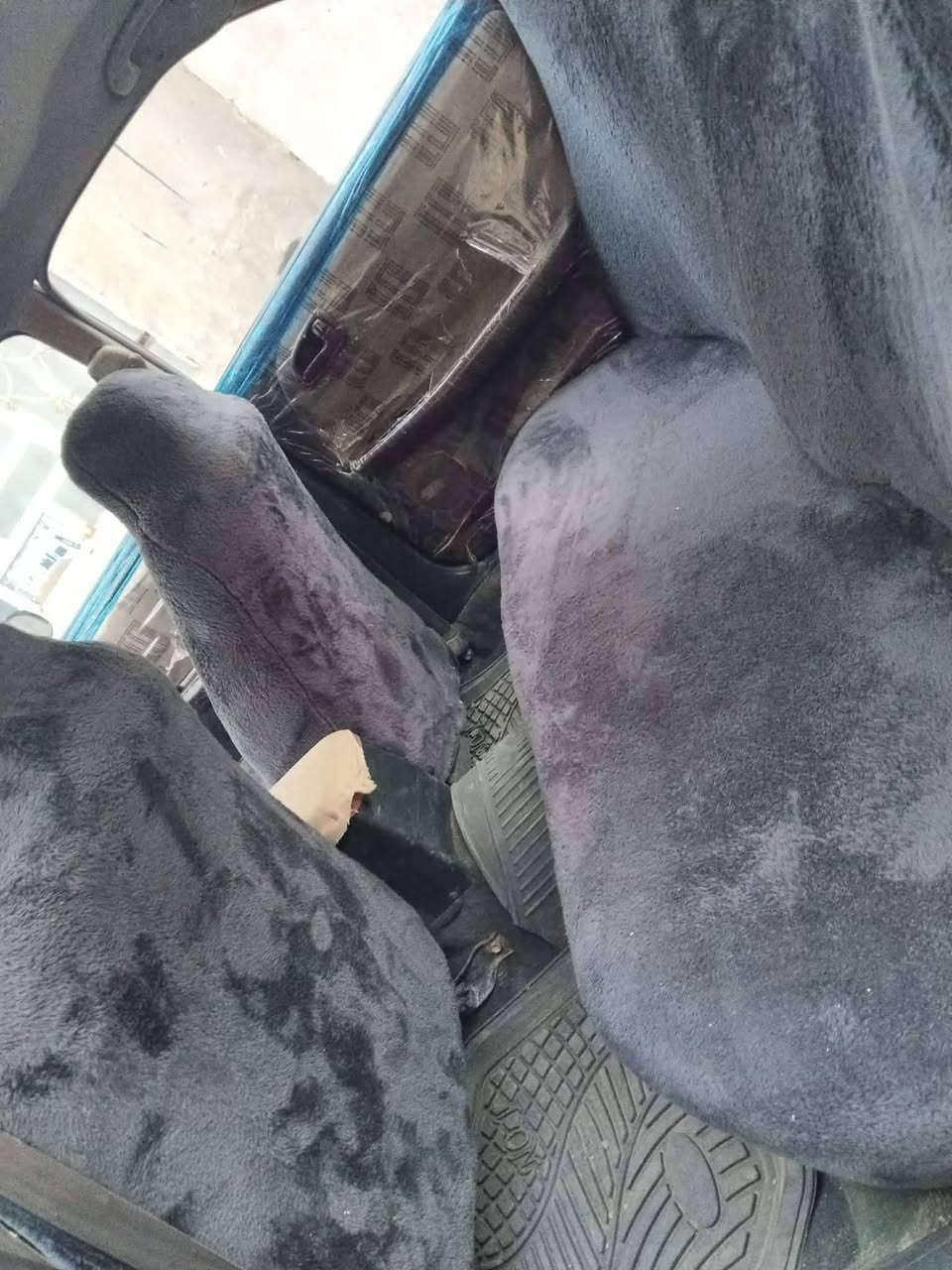 سلام عليكم سياره مارك نفخ مكفوله من كلشي محرك ثلاث الف فيش وبطل تبريد عاطل سياره حلوه ونضيفه السعر 54 وبيه مجال مكان نجف رقمي ***********
