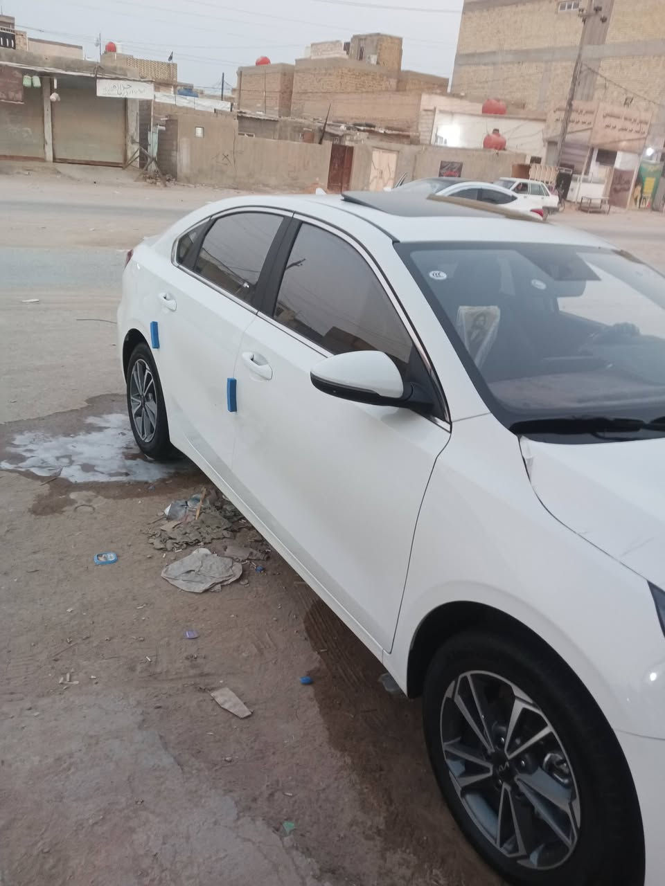 السلام عليكم كيه ثري موديل 25 زيرو ماشيه 7000 الوضع الشركه كفاله عامه مكان نجف السعر 150 بها مجال بسيط رقم التليفون ***********
