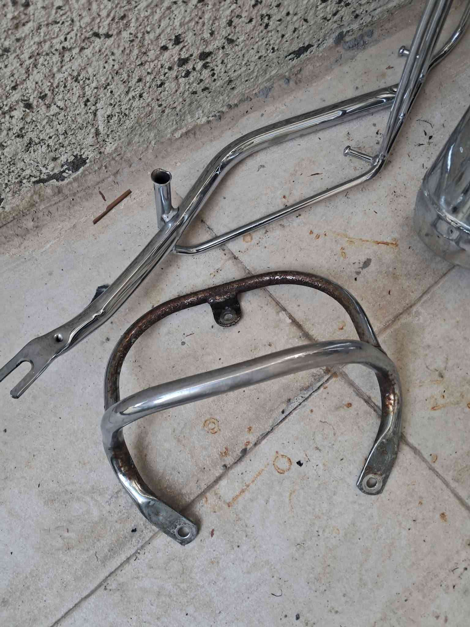 صالصنات ثنين كاتم ليفدنه يجي خاص الوحده على ١٠ 
سوبايه نامه اصليه ب ١٠ 
سوبايه مال بوليس ب ٥ 
***********
