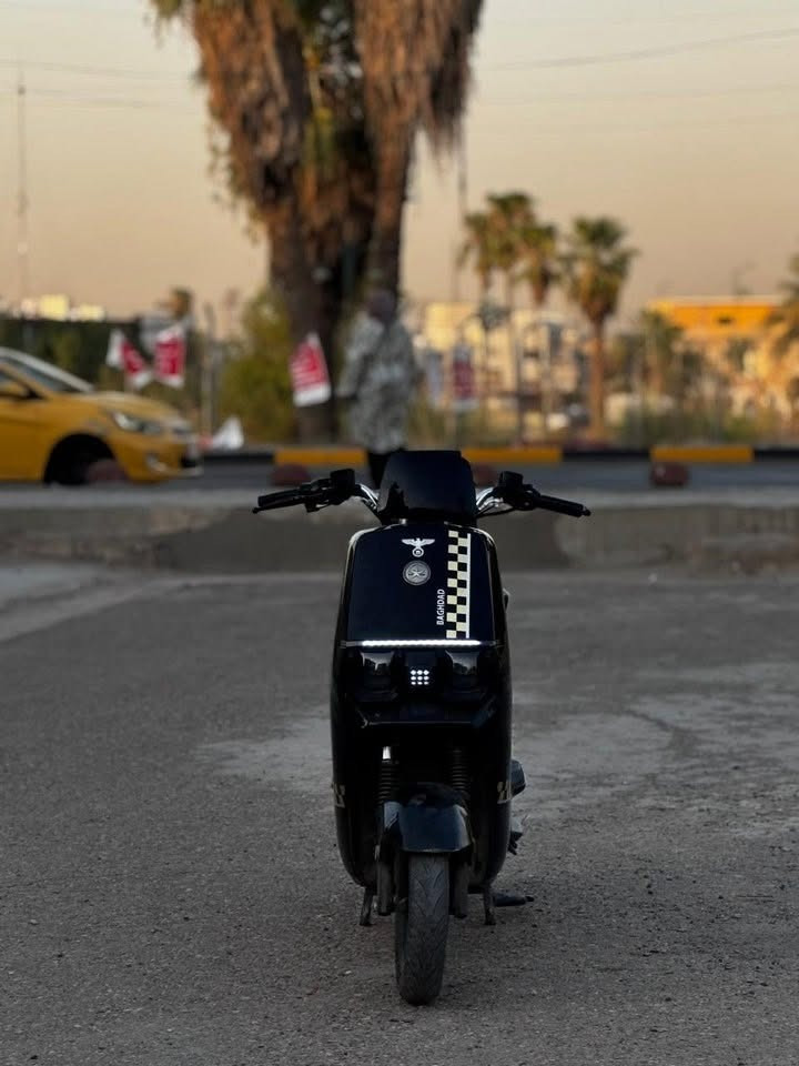 السلام عليكم..
بوليس شحن حجم 20 موديل 2025 رايدها ب 500 وبيها مجال .
***********
