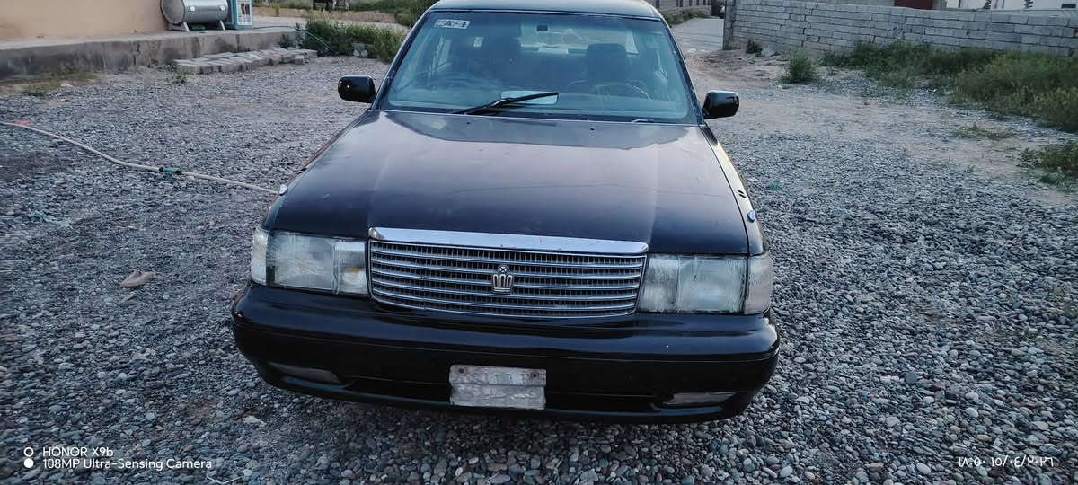 السلام عليكم أرنب 93 مسجل صلاح الدين  فحص شرط التحويل محرك كير ونجي شرط صدر كلو جديد الداخل نضيف بيها صبغ مكانت ابيع عام والسعر ٢٩ وبيه او مجال او مراوس اتصل عله الرقم ***********
