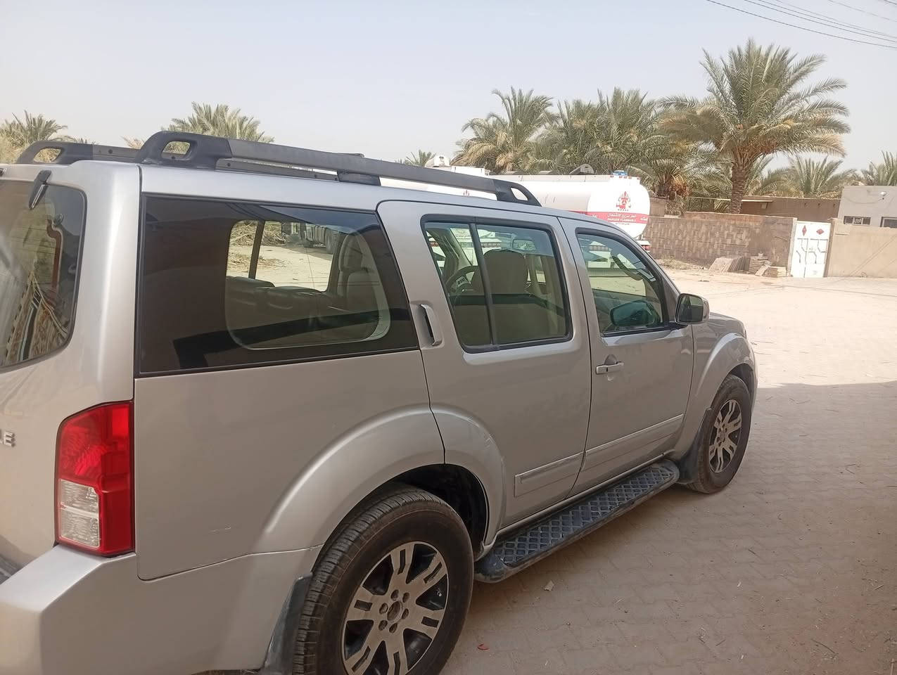 نيسان بافندر خليجي 2008 مكفولة كفالة عامة كير مكينه مكفول فول مواصفات LE محرك 6 ستندر 4000 رقم بغداد
تخم تاير جديد 
مواصفات 
دشبول ارماده
فور ويل
كير اوتماتيك
7 راكب
كاشف ضباب
شاشه ابلاديه
تحكم استرين
فتحة سقف
زجاج ومري كهربائي
سنتر لوك
تكيف امامي خلفي
شاشه دفدي بالسقف
كشنات كهربائي
يعني، LE فول مواصفات 
ملاحظة / بيه صبغ بداير مال جاملغ الخلفي وشويه بلبنيد
مو ضربة شويه جراد 
السعر /95 للاتصال ***********
مكاني النجف الحيدريه
