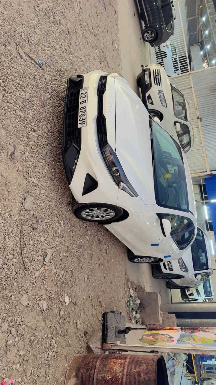 السلام عليكم كيا سيراتو موديل 2023 قطعتين تبريد
مثبت سرعة

لد نهاري 

سنوية جديده 

محرك 1600

بيها حالوب فقط

كفالة من ضربة 

وصبغ وكلير 

واسط العزيزية 

***********

