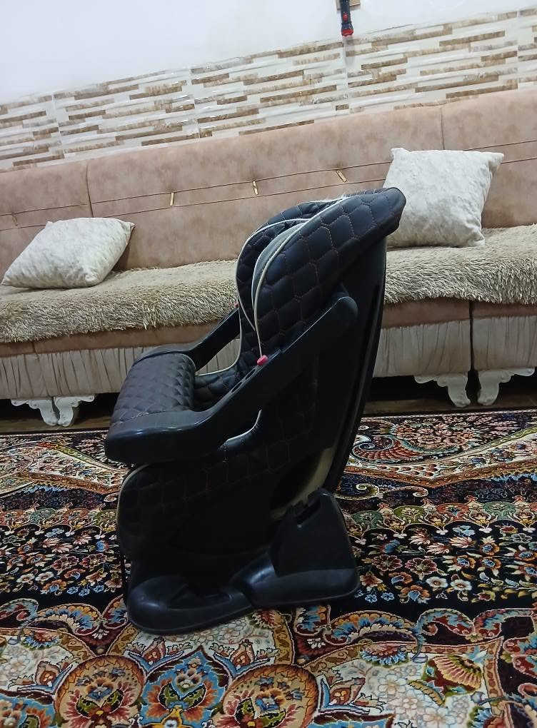 کورسی ناوسەیارە بۆمناڵ ئەوروپیە شەریکەی zooye زۆر بێعەیب و مەزبوتە ، تایمی خەوی هەیە لە 4 مانگی بۆی ئەبێ تا 6 ساڵی ، قایشی بەستنەوەی هەیە
خۆی 85 هەزاری پێدراوە سعری ئێستای 30 هەزارە کۆتای
سلێمانی ، گەیاندن هەیە*********** السليمانية, العراق
