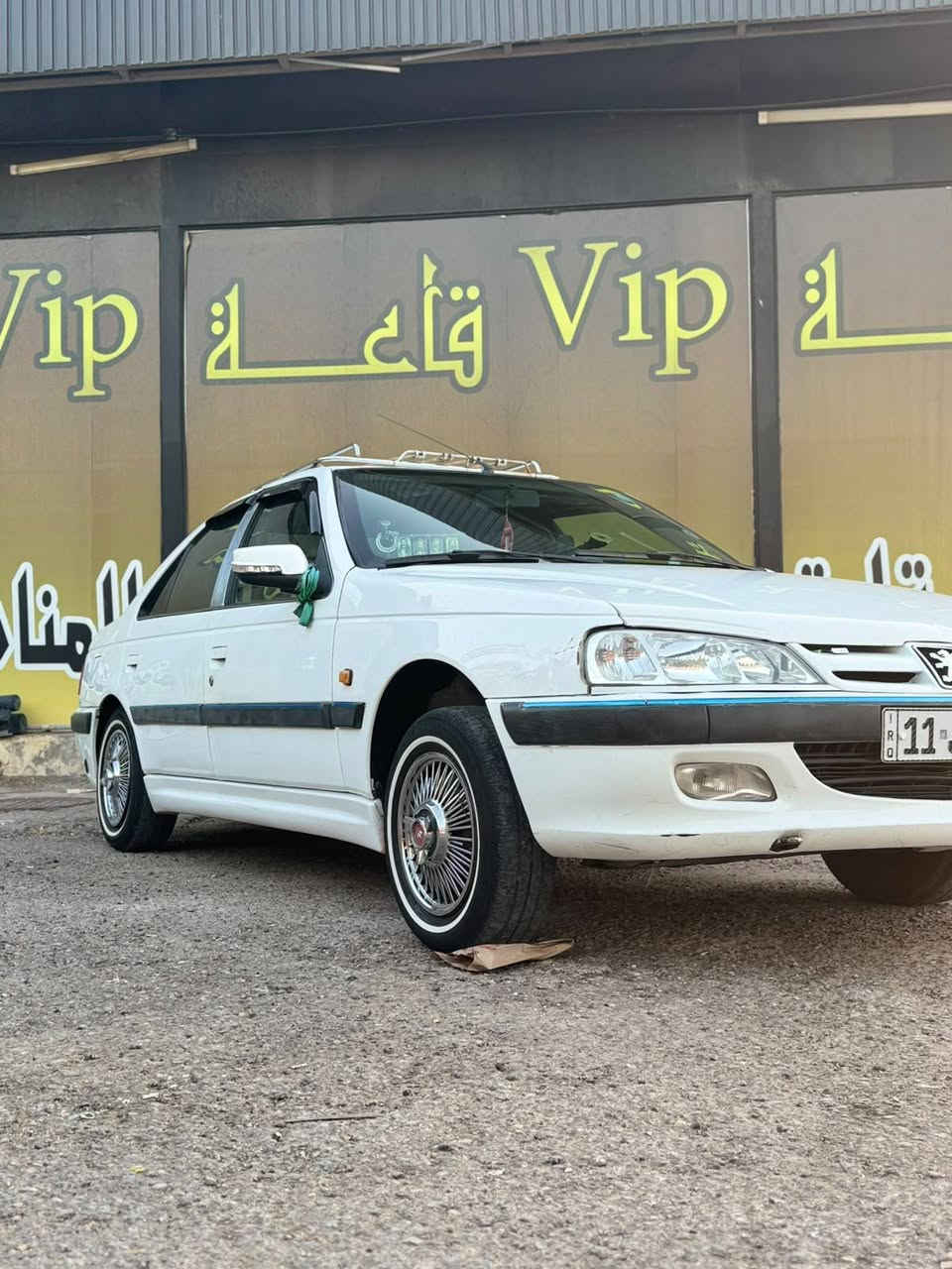 السلام عليكم بيجو باص للبيع السعر 47وبيها مجال تبديل جاملغ وبنيد  تبريد معوز غاز وبيها طخات بسيطه الداخل دومشه كامله الموديل 2015السيارة بأسمي المكان النجف الاشرف للاتصال ع هذا الرقم *********** هذا فقط اتصال الرقم الثاني بي واتساب ***********
