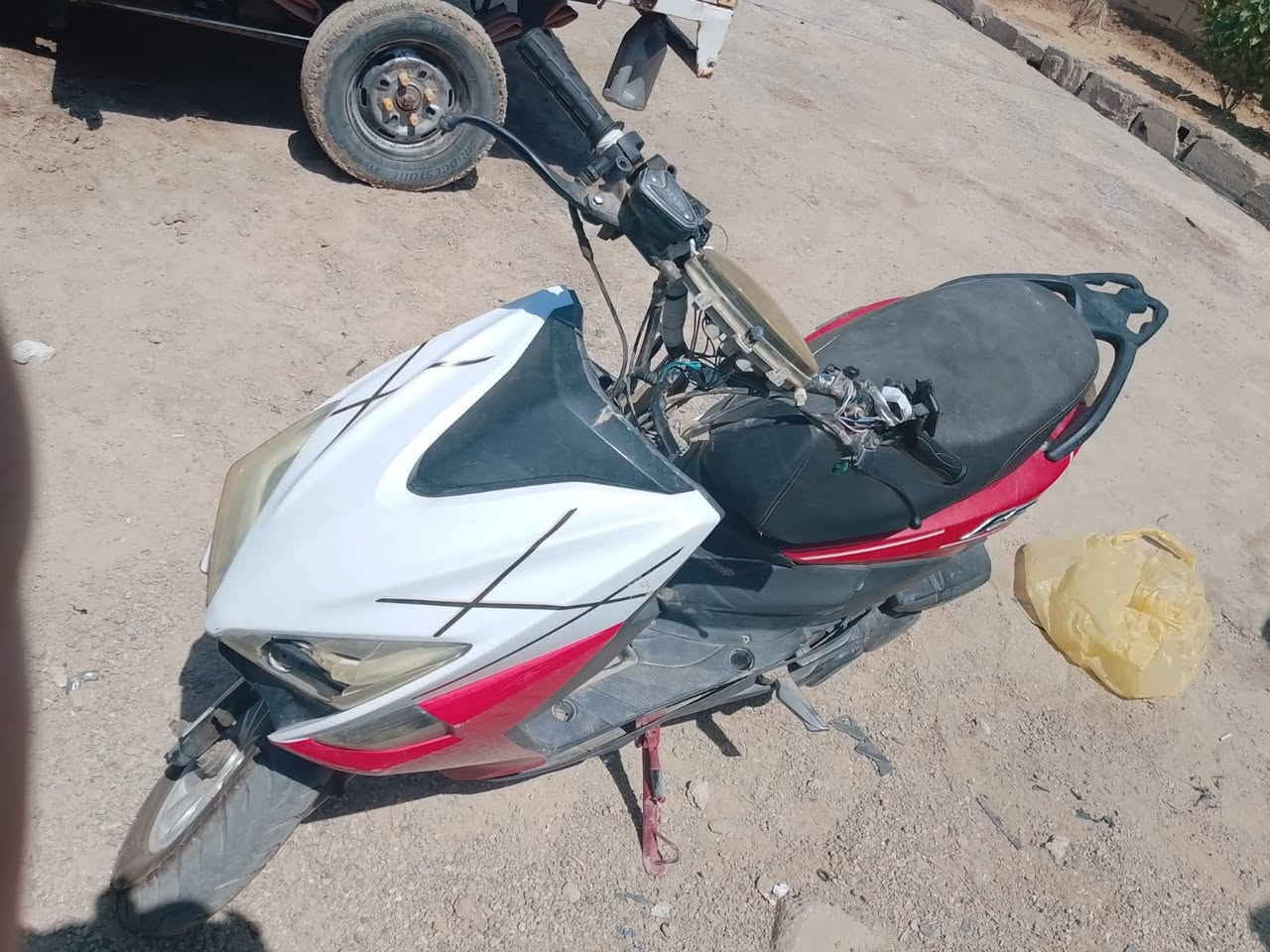 دراجه للبيع اسمه اف اس كهربائات شغاله سلف شغال***********  200ؤبيه مجال لشراي
