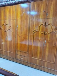 غرف للبيع مستعمله السعر ٧٥٠ وبيه مجال اتصل 07719750828