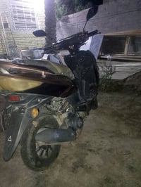 دراجه FS للبيع دراجه كامله كهربائيات كلها شغاله بس البكلايت ما يشتغل م...