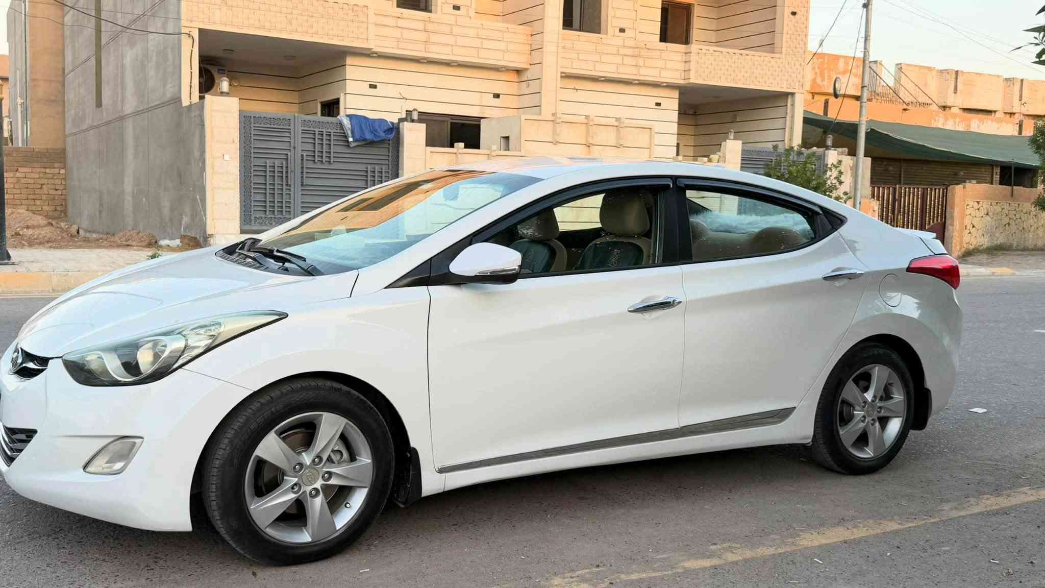النترا وارد خليجي مضلع 
موديل ٢٠١٢
محرك ١٨٠٠
هزة جديد سنوية جديدة
تخم تايرات جديد 
رقم صلاح الدين باسمنا 
مكفولة كفالة عامة من الصبغ 
للاستفسار الاتصال على الاتصال على الرقم
(***********)
